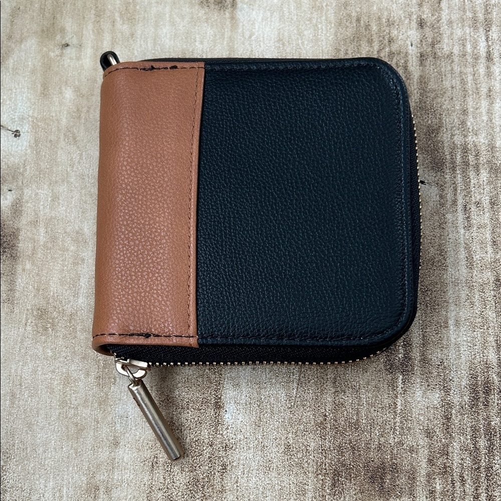 Thirty-One Mini Black Brown Wallet NWOT